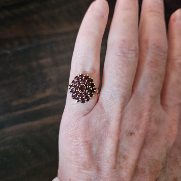 Vintage Bohemian Garnet 14K Yellow Gold Ring - Picture 11 of 15